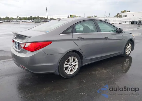 2013 Hyundai Sonata Gls from USA, damaged, VIN 5NPEB4AC6DH641064